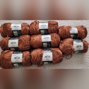 Patron 8 skeins Of Metallic Cooper Yarn.  LOT (DVD)